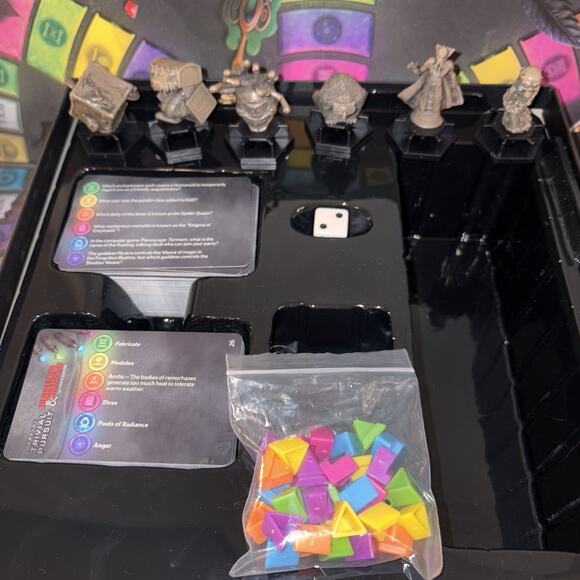 Trivial Pursuit Dungeons & Dragons D&D Ultimate Edition Board Game Complete - Picture 8 of 11